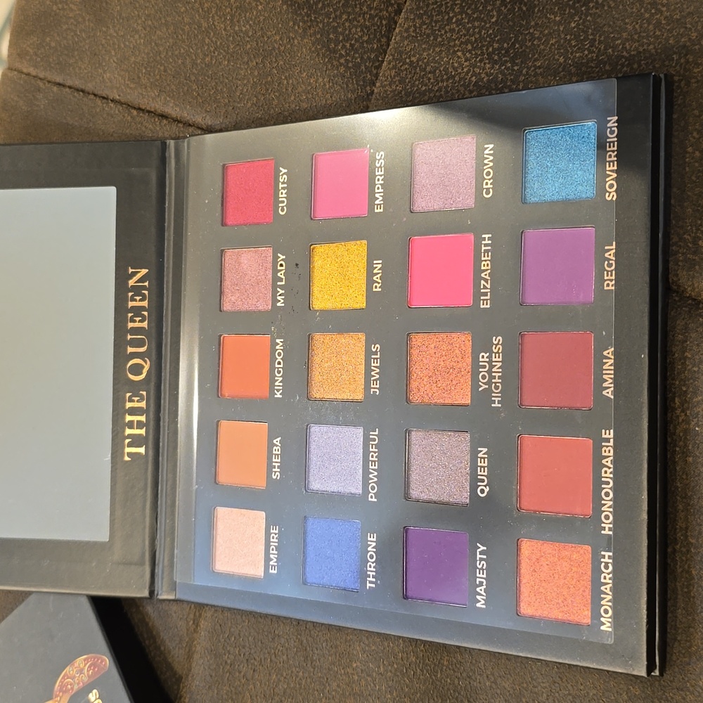 The Queen Eloise Beaut eyeshadow palette | NIB | a queen lies in all of us | $54 - Picture 2 of 7
